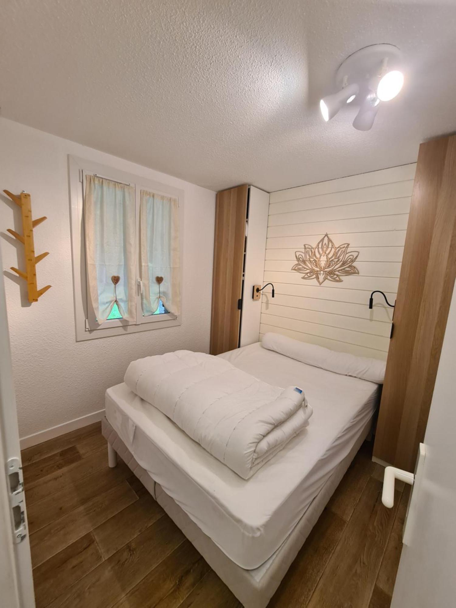Escapade Montagne En Famille, Appartement Cosy Avec Piscine Couverte Bielle 외부 사진